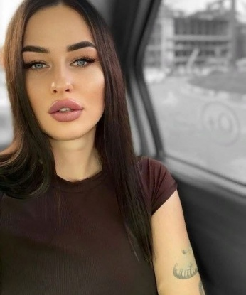 🌟Мои услуги охватывают все, что ты пожелаешь - классический секс, оральные ласки, анальное удовольствие и многое другое. 🌹 Я открыта для экспериментов и готова исполнить самые сокровенные фантазии. ✨ Мои фото настоящие - подтверждение моей красоты и сексуальности. 💋 А вот отзывы моих довольных клиентов говорят о моей профессиональности и умении доставить настоящее удовольствие. 🌟 Жду тебя в Москве, чтобы рассказать тебе о всех моих возможностях лично. 🌹 Ядвига
